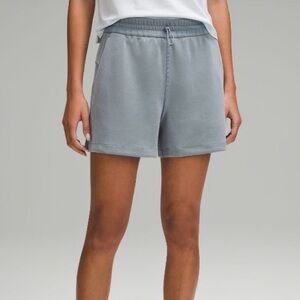 NWT lululemon athletica softstreme high rise short 4”